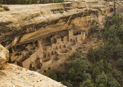 Cliff dwelling archaeology site