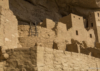 Cliff dwelling and ladder