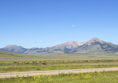 Panoramic view of big sky and bold peaks